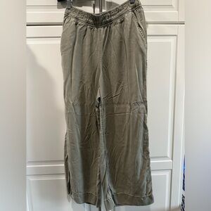 C&C California Olive Fall Pants 100% Lyocell
